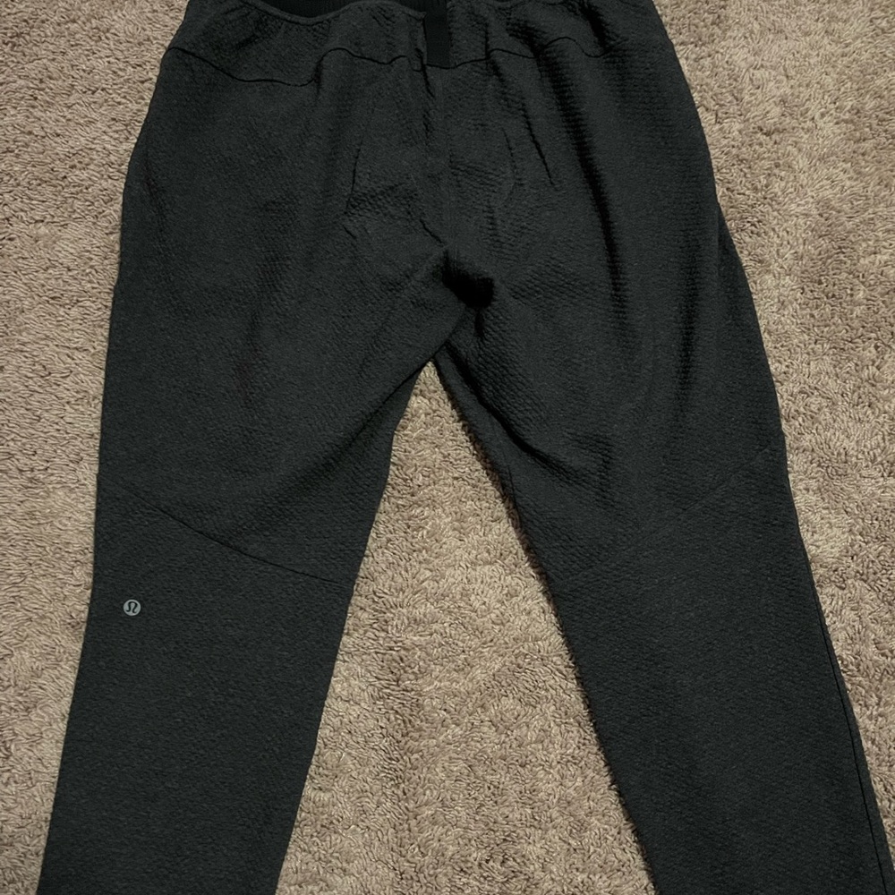 Lululemon waffle joggers, like new